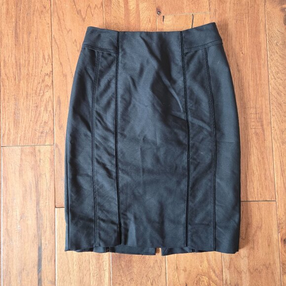 WHITE HOUSE BLACK MARKET Zip back Black Lined Pencil Skirt Women's Size 00 - Picture 1 of 5